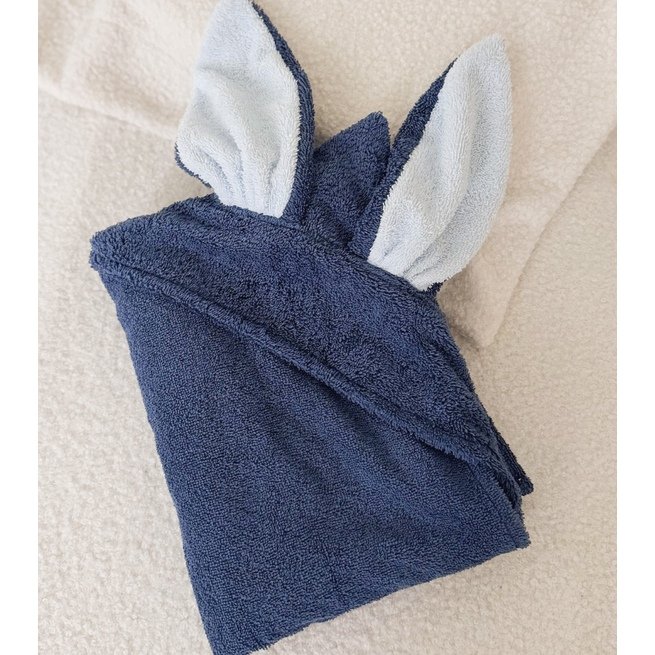 Rankšluostis tamsiai mėlynas su MEGA kiškučio ausimis 100x100cm. 3