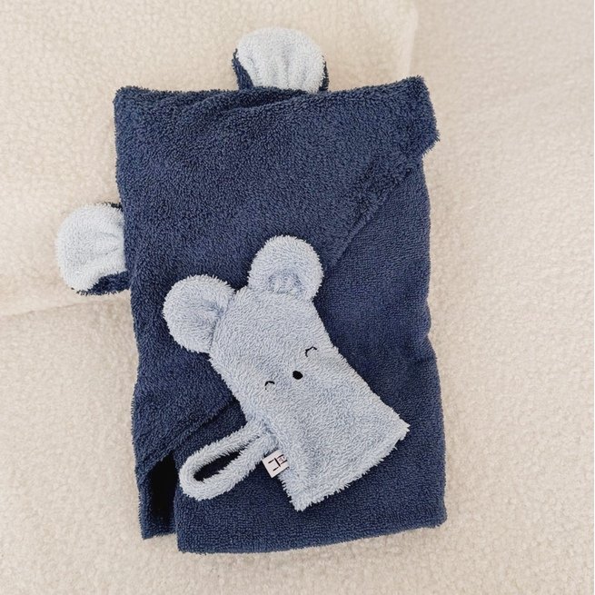 Mėlynas rankšluostis su ausytėmis