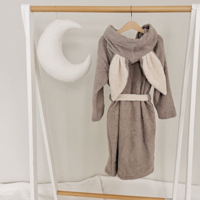 Vaikiškas rudas chalatas su ausytemis  1