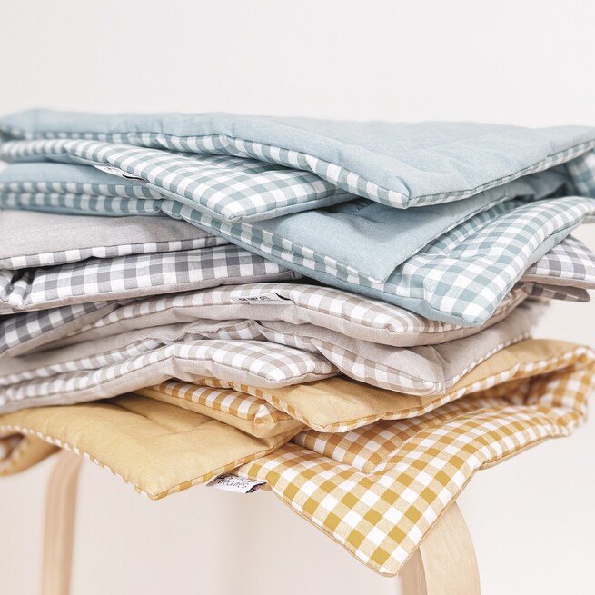 Pleduko/užklotuko ir pagalvėlės rinkinys "Retro" PILKAS 3