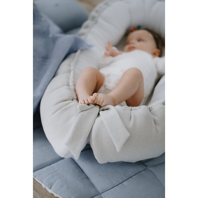 Gultukai kūdikiams su muslinu baltos spalvos "Girios"