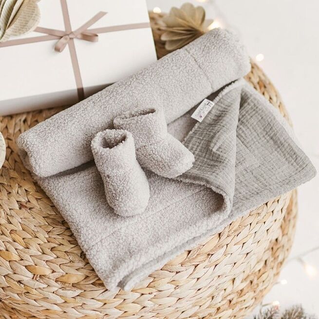 Tekstilinių batukų rinkinys  kūdikiui 